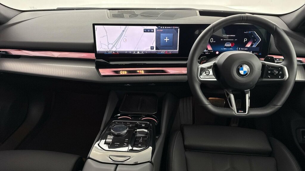 BMW 5 Series 520I M Sport Touring YH75NSK White #4