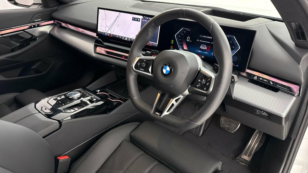 BMW 5 Series 520I M Sport Touring YH75NSK White #6