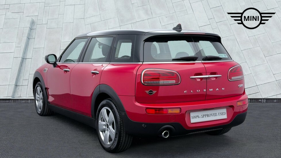 Mini Clubman Clubman Cooper Classic Red #2