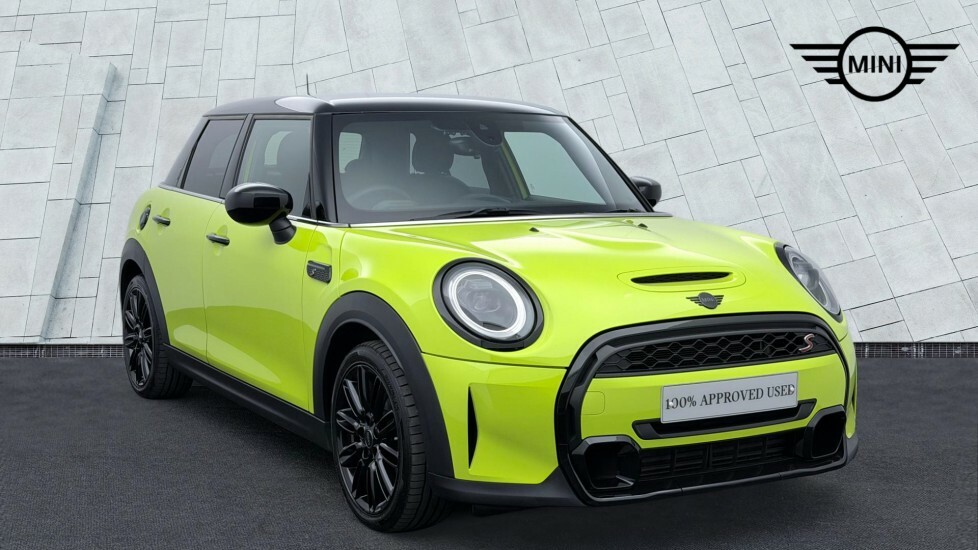 Mini Hatch 5-Door Hatch Cooper S Exclusive Yellow