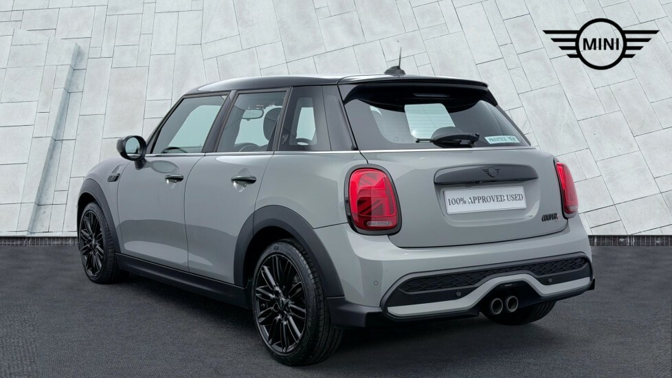 Mini Hatch 5-Door Hatch Cooper S Exclusive CVZ7139 Grey #2