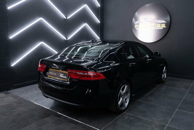 Jaguar XE 2.0D R-sport Saloon Euro 6 Ss SH19FTO Black #4