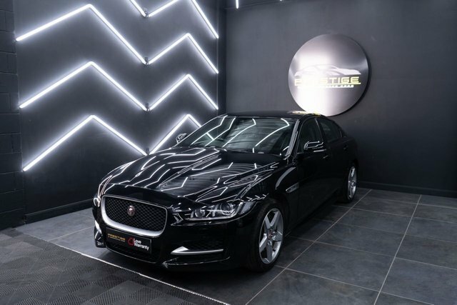 Jaguar XE 2.0D R-sport Saloon Euro 6 Ss SH19FTO Black #5