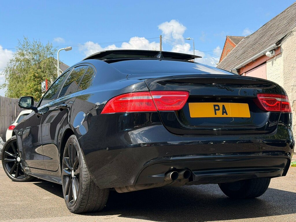 Jaguar XE 2.0D R-sport Euro 6 Ss VK15NGU Black #2