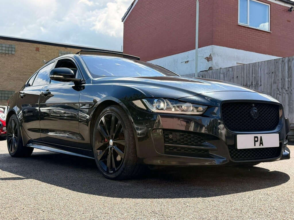 Jaguar XE 2.0D R-sport Euro 6 Ss VK15NGU Black #3