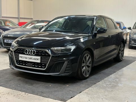 Audi A1 1.0 Tfsi 30 AU20OFM #3