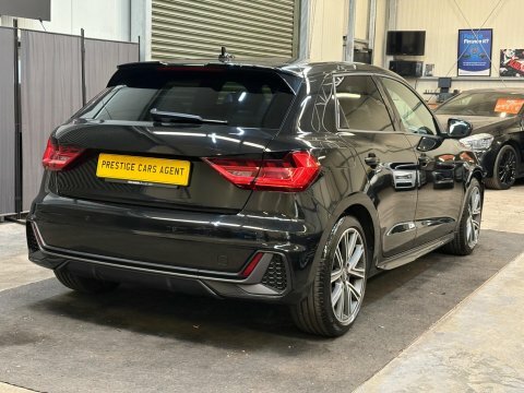 Audi A1 1.0 Tfsi 30 AU20OFM #6