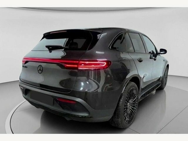 Mercedes-Benz EQC 400 80Kwh Amg Line Grey #2