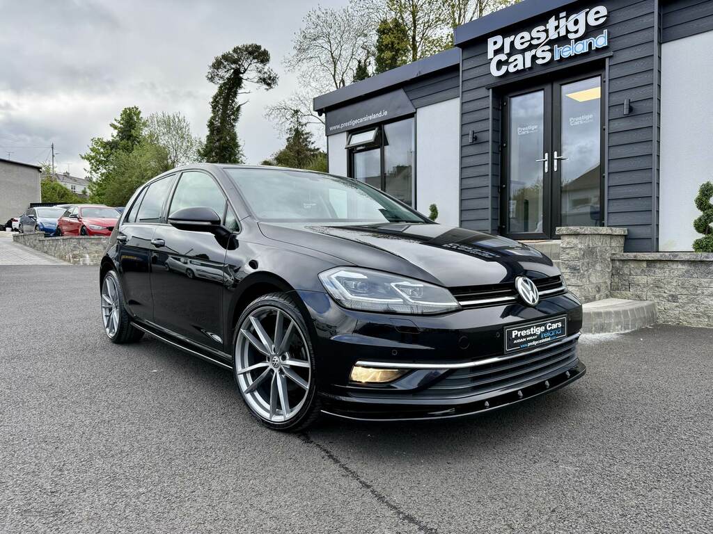 Volkswagen Golf 1.6 Tdi Match Edition EY20ZJV Black #3