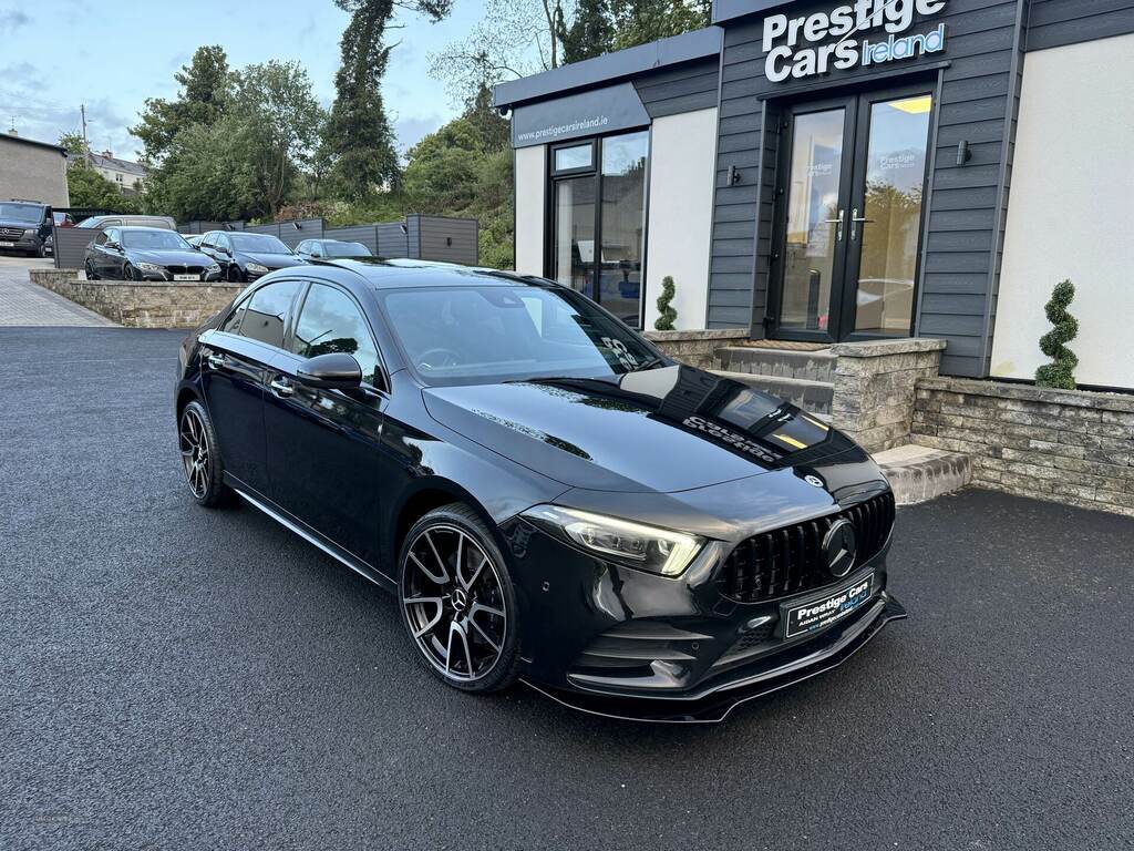 Mercedes-Benz A Class A250e Amg Line Premium Plus Edition EO22OXM Black #2