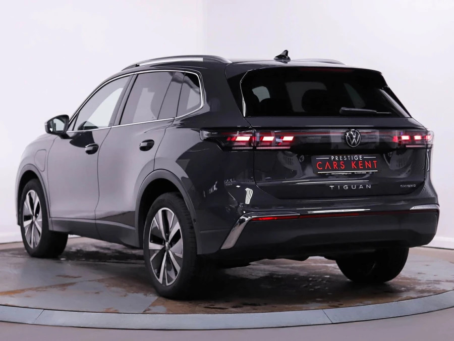 Volkswagen Tiguan 1.5 Tsi Ehybrid 19.7Kwh Elegance Suv Pl DF74WYP Grey #3