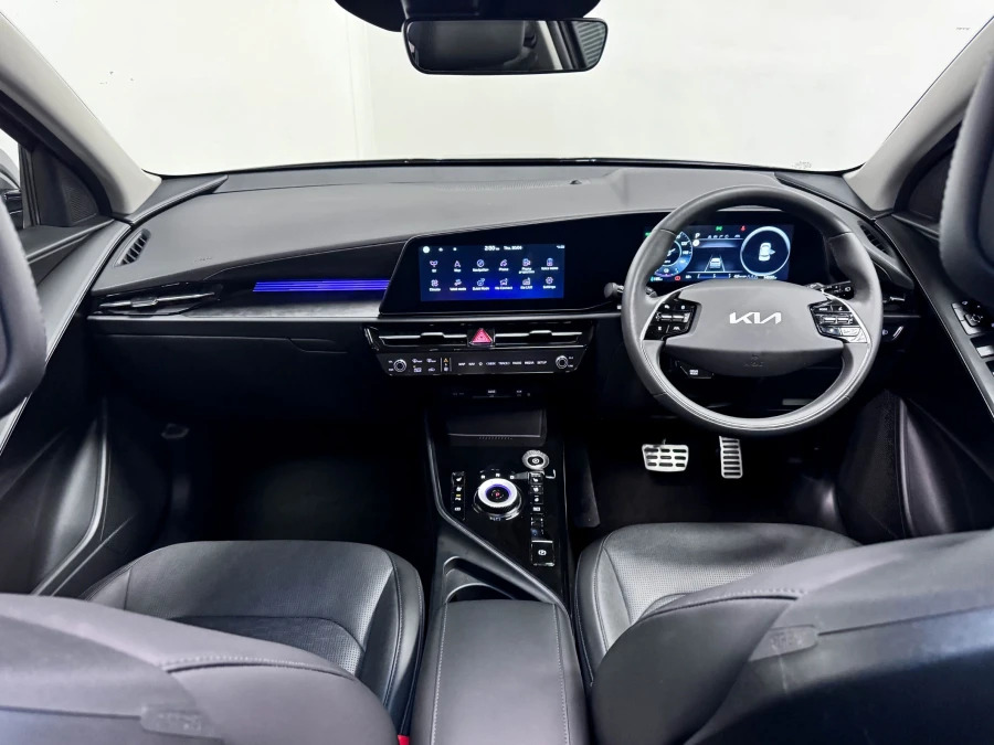 Kia e-Niro 64.8Kwh 4 Suv 201 Bhp LS74KZZ Grey #2