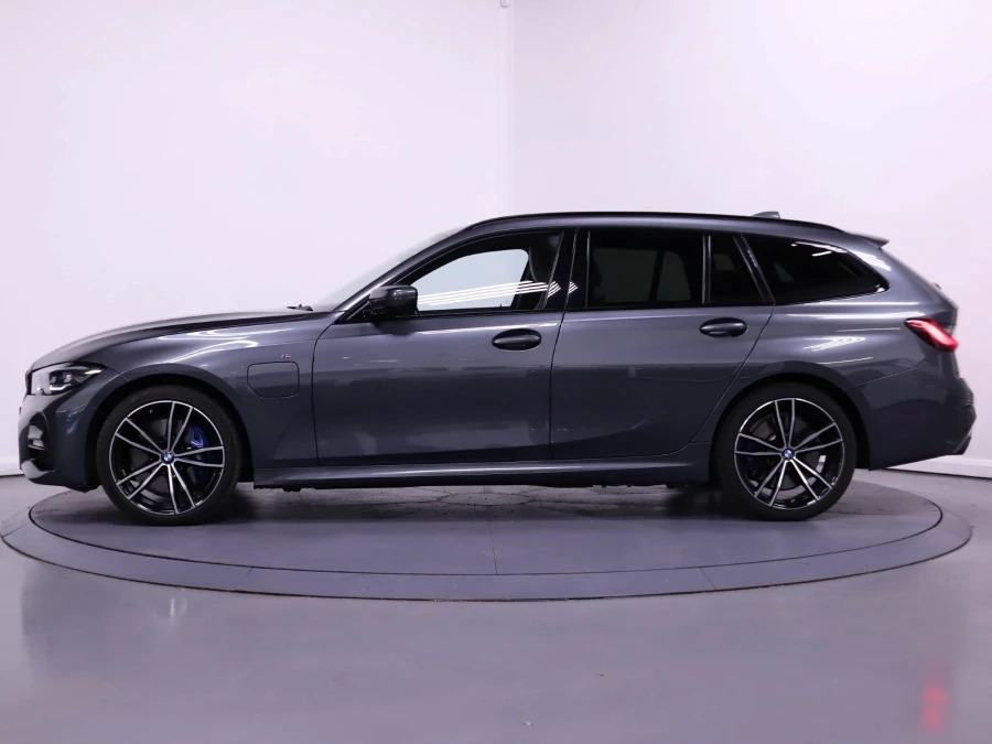 BMW 3 Series 330E M Sport Touring YM21UGH Grey #4