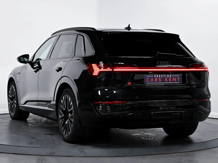 Audi Q8 e tron 55 Black Edition Suv Quattro 114 LP73OKF Black #3