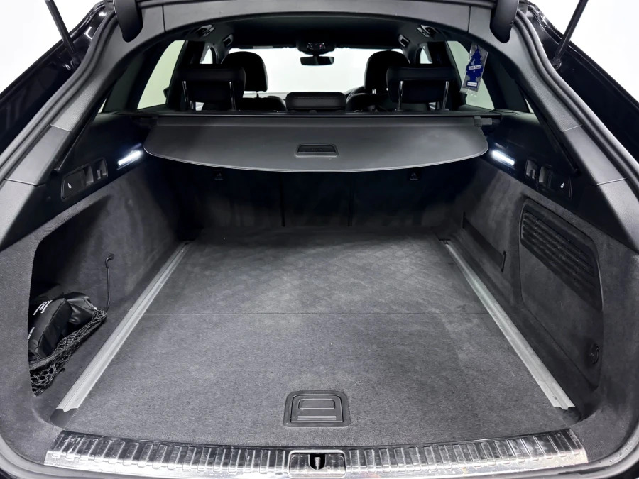 Audi A6 Avant 2.0 Tdi 40 Black Edition Estate S Troni KR23CYP Black #5