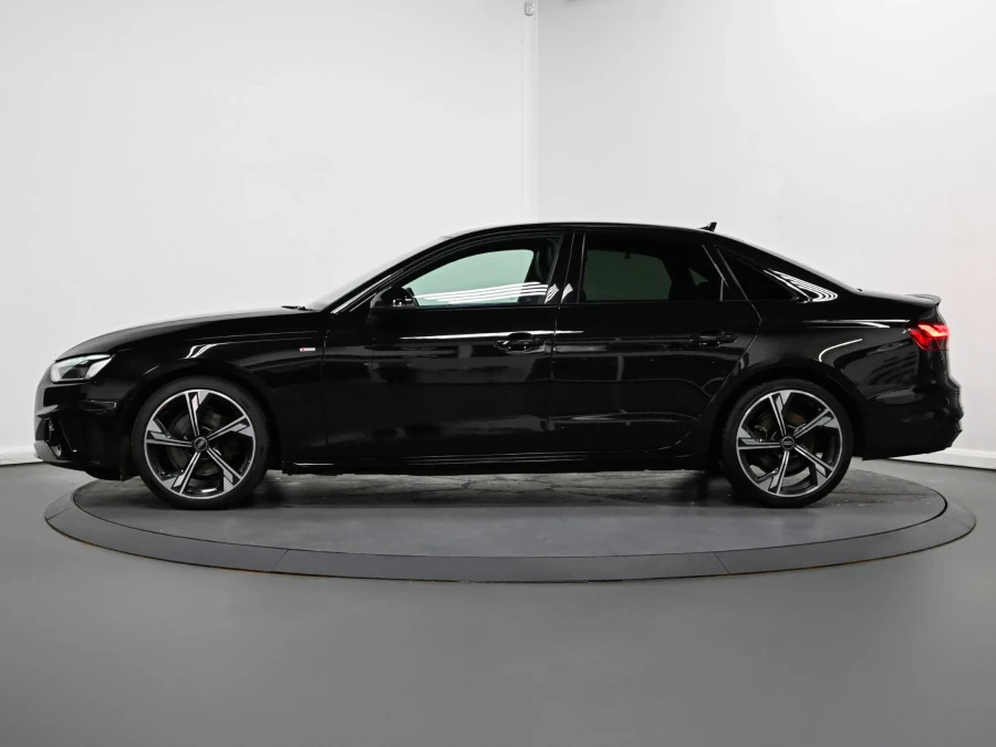 Audi A4 2.0 Tfsi 35 Black Edition Saloon S Tron HG23BXC Black #4