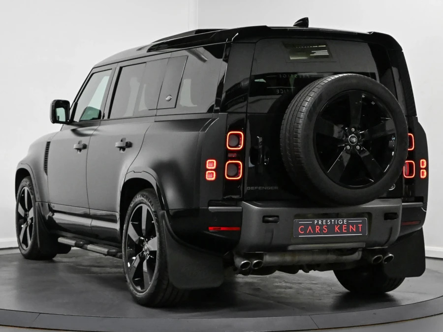 Land Rover Defender 110 5.0 P525 V8 Carpathian Edition Suv Grey #3