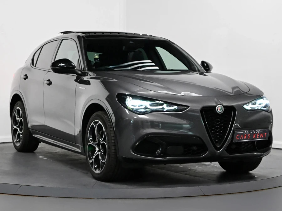 Alfa Romeo Stelvio 2.0 Turbo 280Hp Awd Veloce Grey