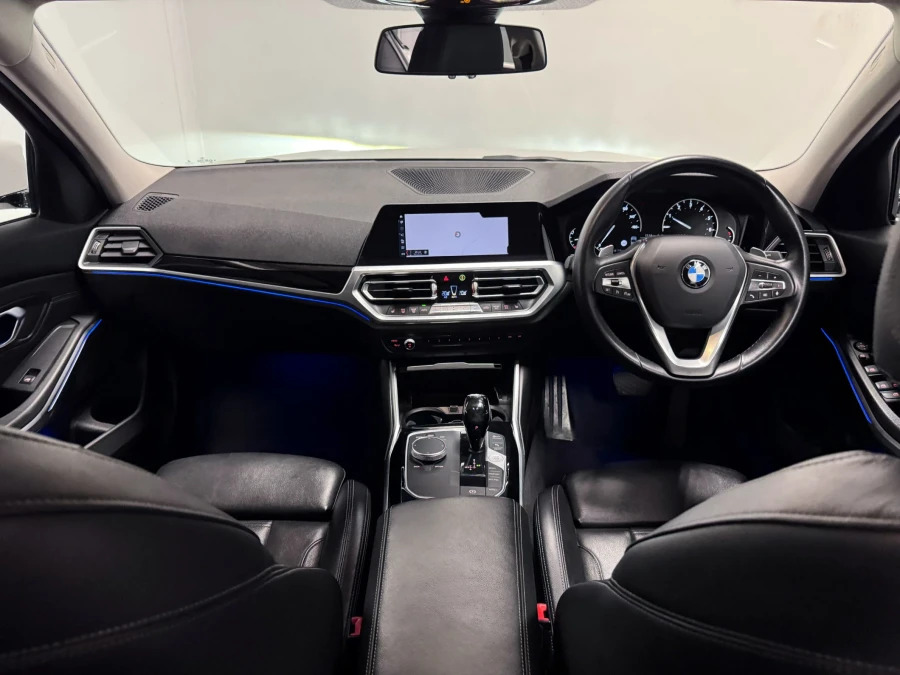 BMW 3 Series 320I Sport Saloon LG69DWP White #2