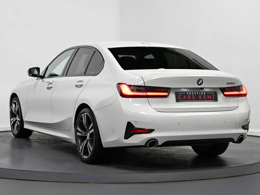 BMW 3 Series 320I Sport Saloon LG69DWP White #3