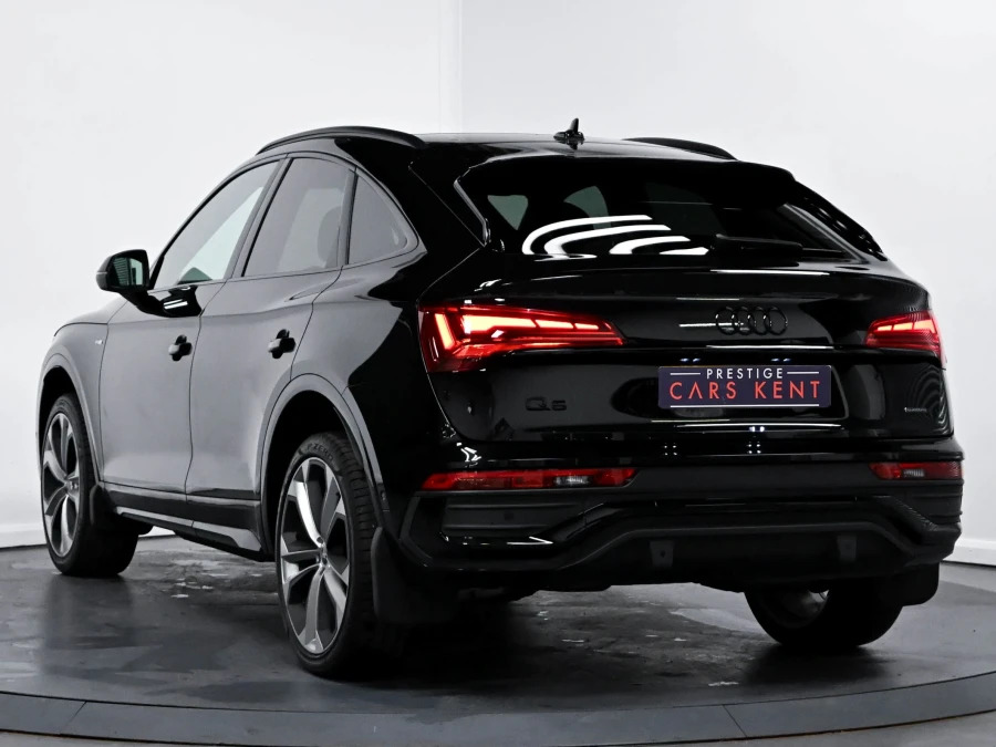 Audi Q5 2.0 Tdi 40 Black Edition Sportback S Tr YM73HYX Black #3