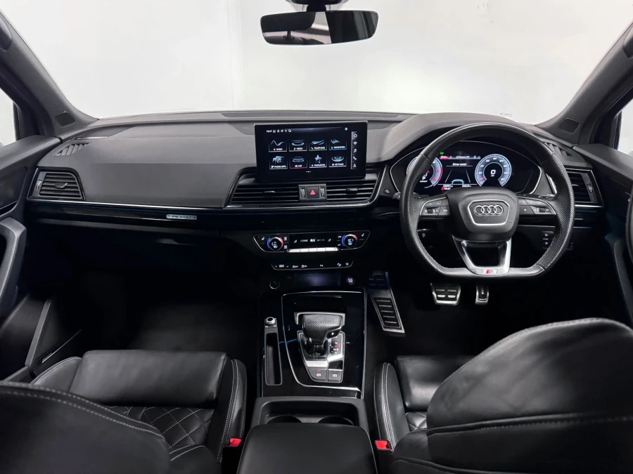 Audi Q5 2.0 Tdi 40 Edition 1 Suv S Tronic Quatt EO22LTE Grey #2