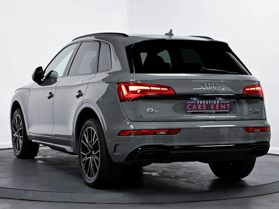 Audi Q5 2.0 Tdi 40 Edition 1 Suv S Tronic Quatt EO22LTE Grey #3