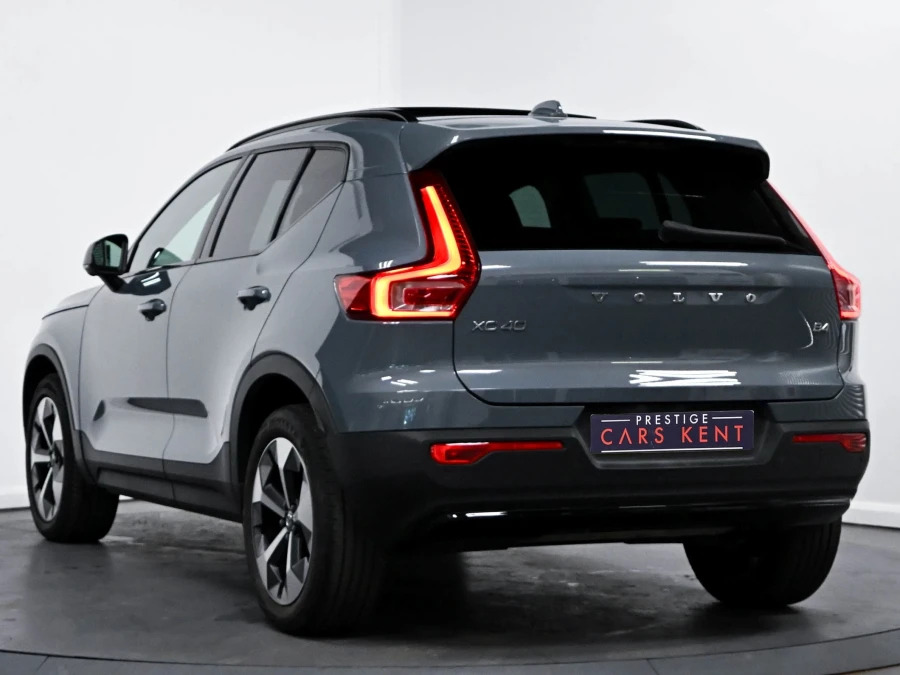 Volvo XC40 Ultimate B4 197 Hp KX23OCJ Grey #3