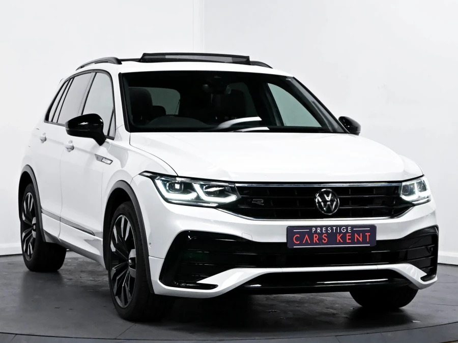 Volkswagen Tiguan 1.5 Tsi Black Edition Suv Dsg Euro 6 S White