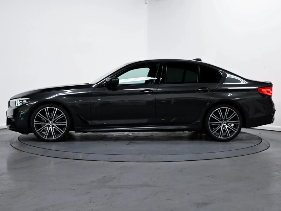 BMW 5 Series 530D Xdrive M Sport Saloon Grey #4