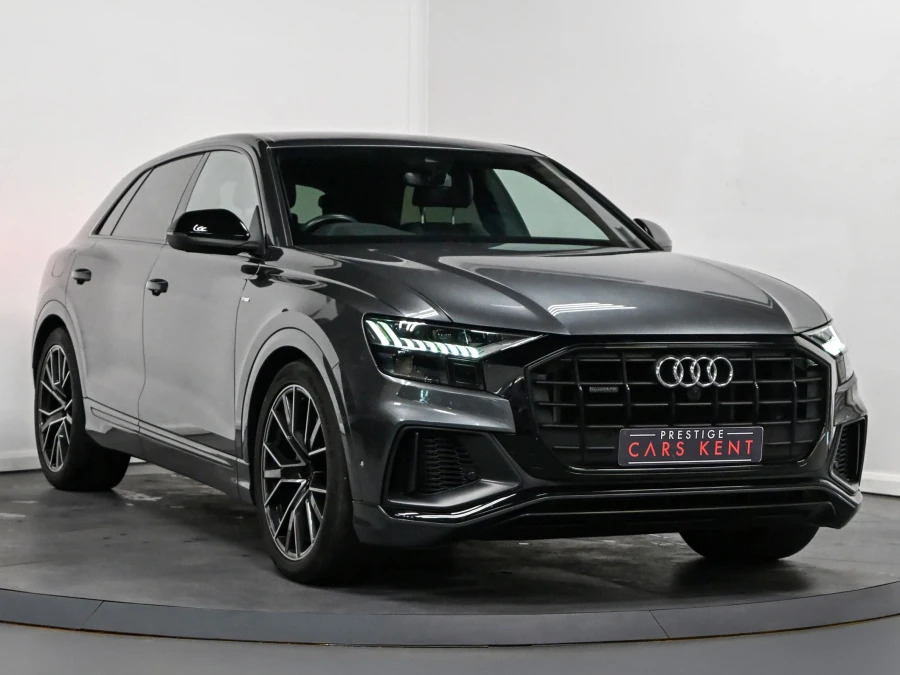 Audi Q8 3.0 Tfsi V6 55 Black Edition Suv Tiptro Grey