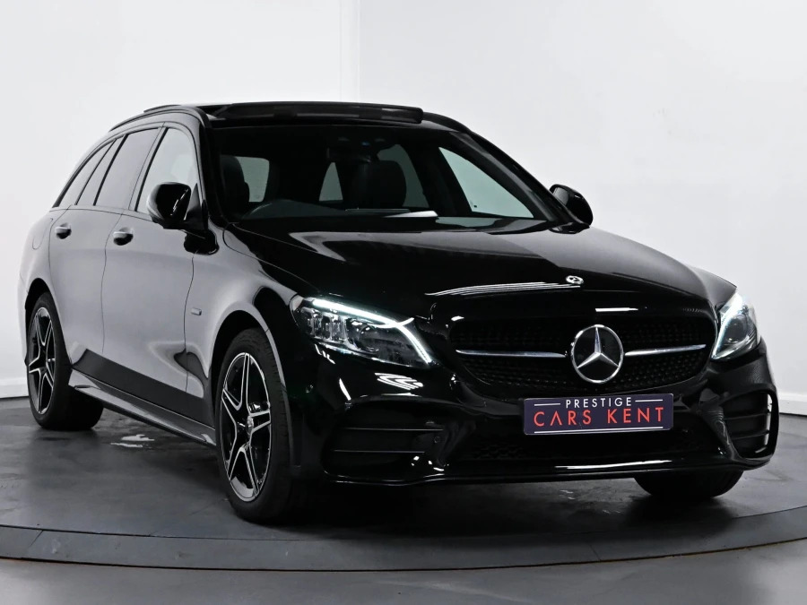 Mercedes-Benz C Class 2.0 C300e 13.5Kwh Amg Line Night Edition Premium Black