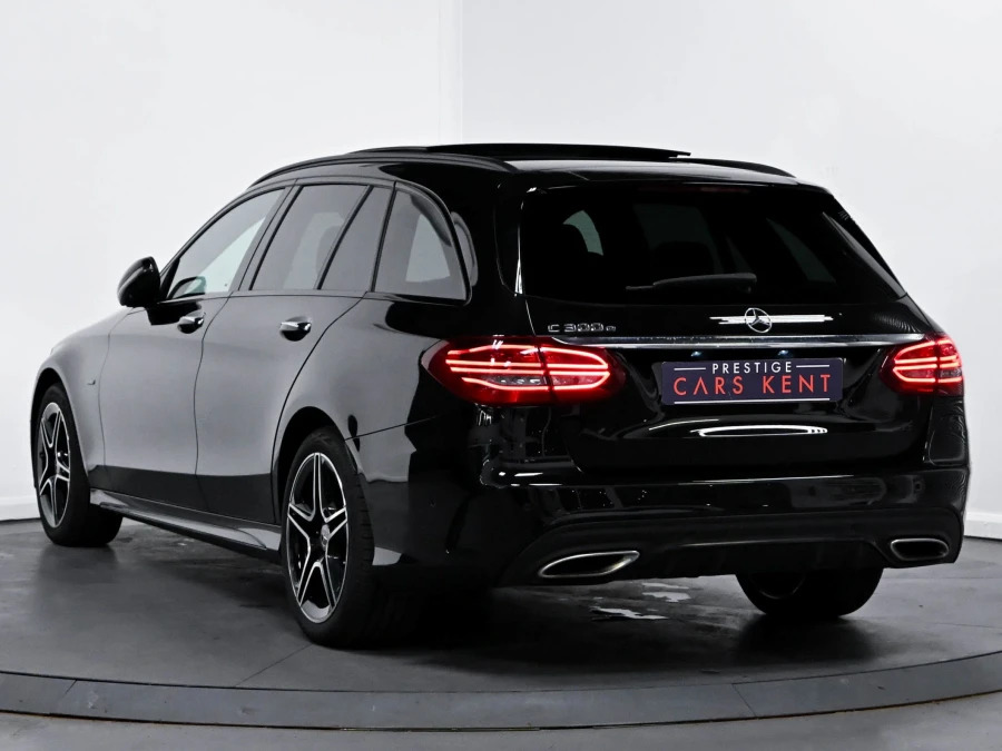 Mercedes-Benz C Class 2.0 C300e 13.5Kwh Amg Line Night Edition Premium LO70EJK Black #3