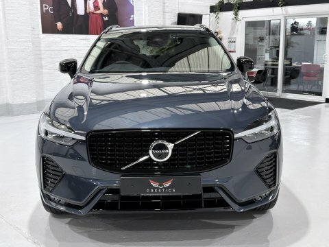 Volvo XC60 B4 Plus Mhev HK23GCV Blue #4