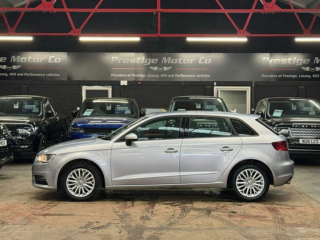 Audi A3 Tdi Se Technik YJ15VMW Silver #6