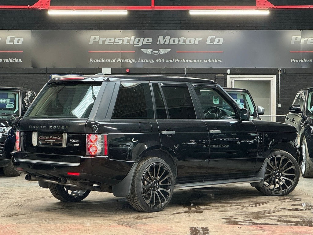 Land Rover Range Rover Td V8 Vogue YY10NWM Black #4