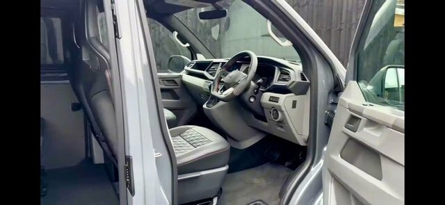 Volkswagen Transporter Bitdi T32 Highline Kombi GU23EDR Grey #4