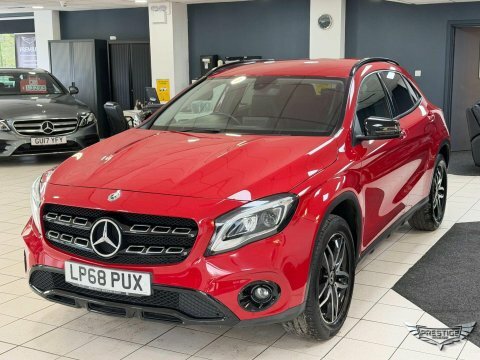 Mercedes-Benz GLA Class 1.6 Gla180 Urban LP68PUX Red #2