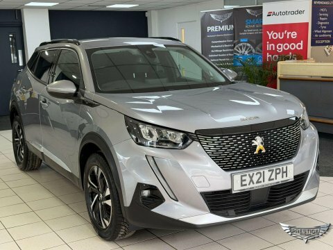 Peugeot 2008 1.2 Puretech Allure Grey