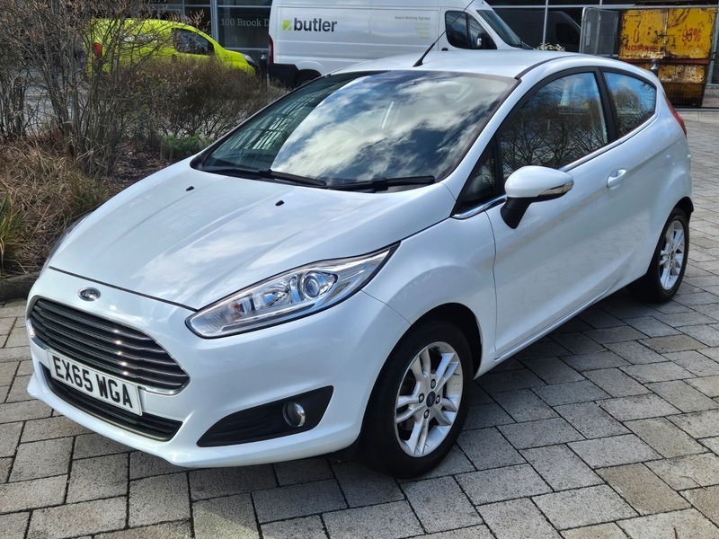 Ford Fiesta 1.25 Zetec Hatchback White #2