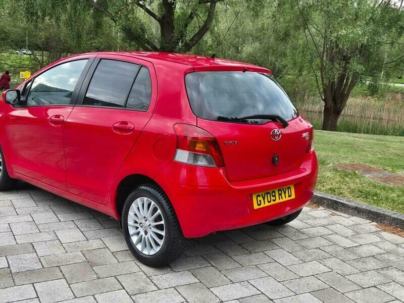 Toyota Yaris 1.33 Dual Vvt-i Sr Red #4