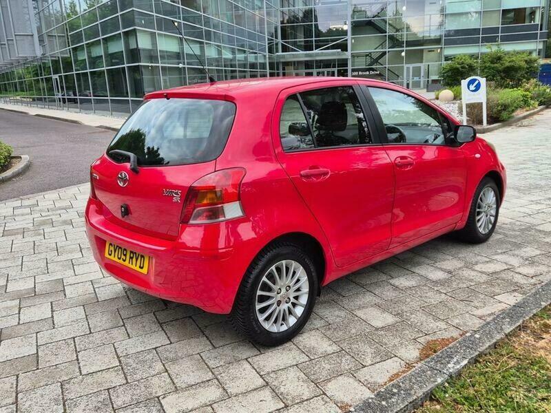 Toyota Yaris 1.33 Dual Vvt-i Sr Red #3