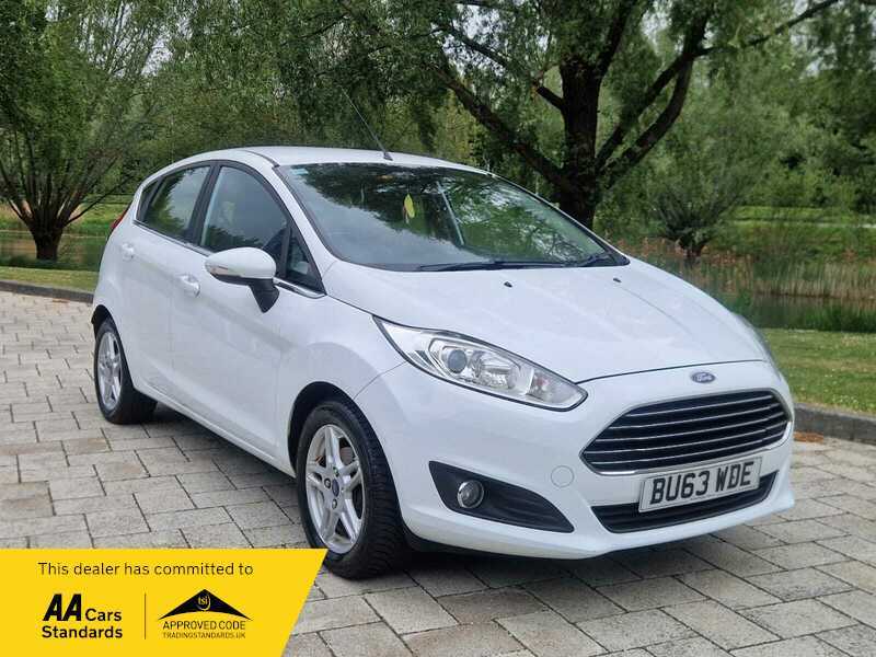 Ford Fiesta 1.25 Zetec Hatchback White