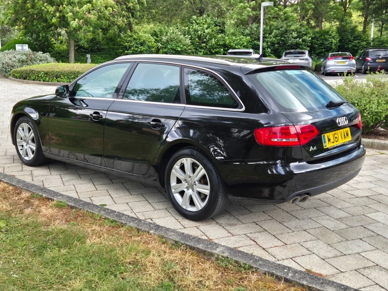 Audi A4 Avant 2.0 Tdie Technik Estate Black #4