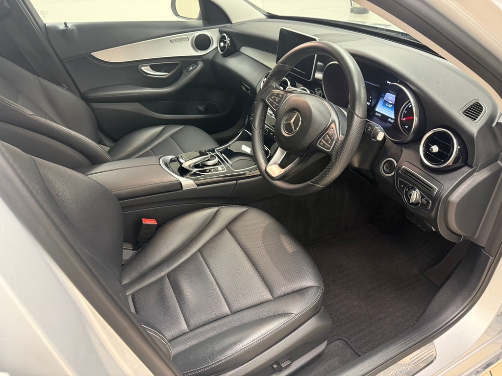 Mercedes-Benz C Class C200 Sport Ultra Low Mileage, Time Warp Condi Silver #2