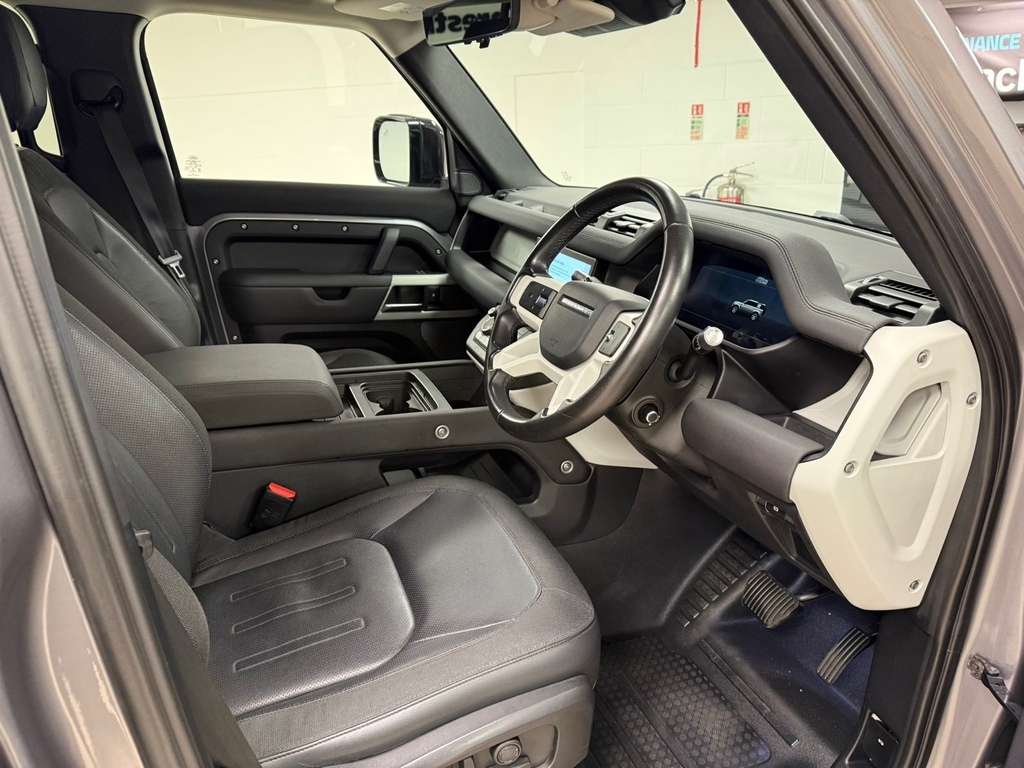 Land Rover Defender 110 2.0 D240 Se 110 Lr History OW69FVD Grey #2