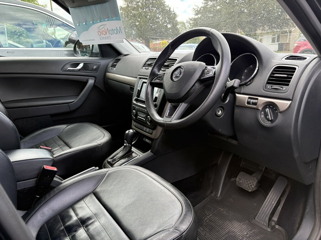 Skoda Yeti Suv 1.2 Tsi Se L 2016 FA65DYJ Black #6