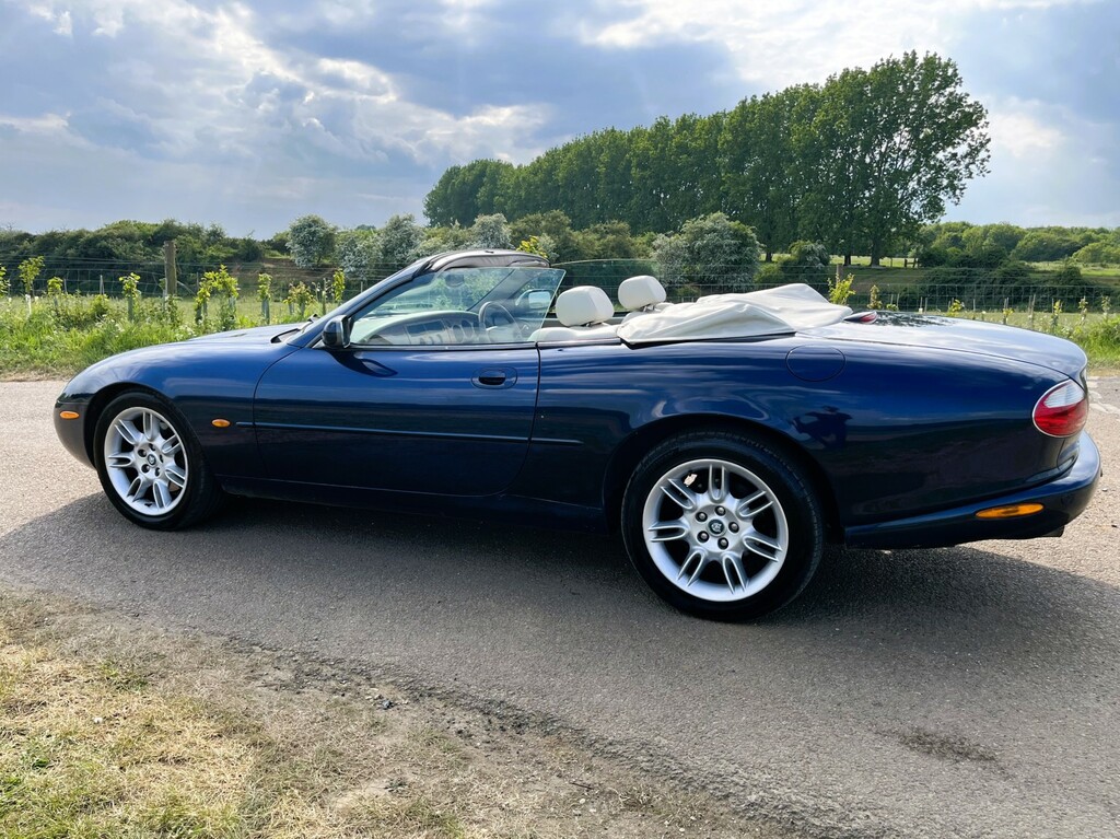 Jaguar XK8 V8 Auto Blue #11