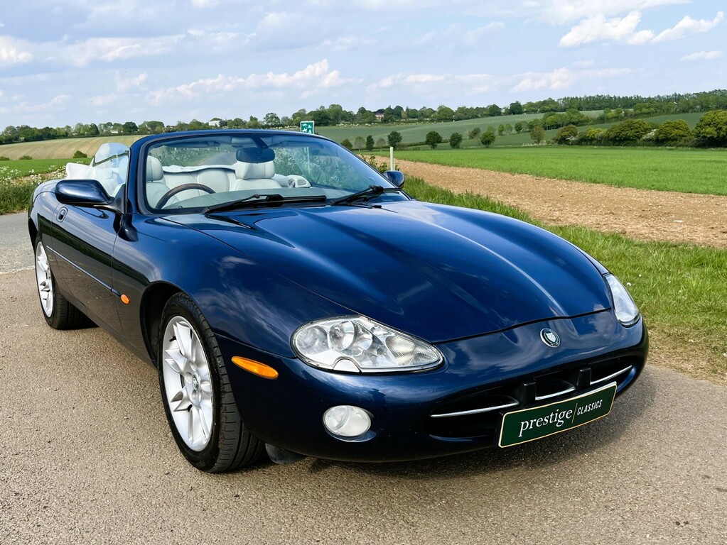 Jaguar XK8 V8 Auto Blue #1