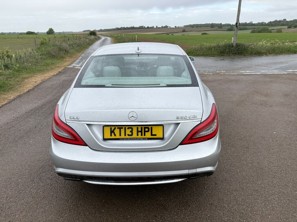 Mercedes-Benz CLS Saloon 3.0 Cls350 Cdi V6 Amg Sport 2013 Silver #6